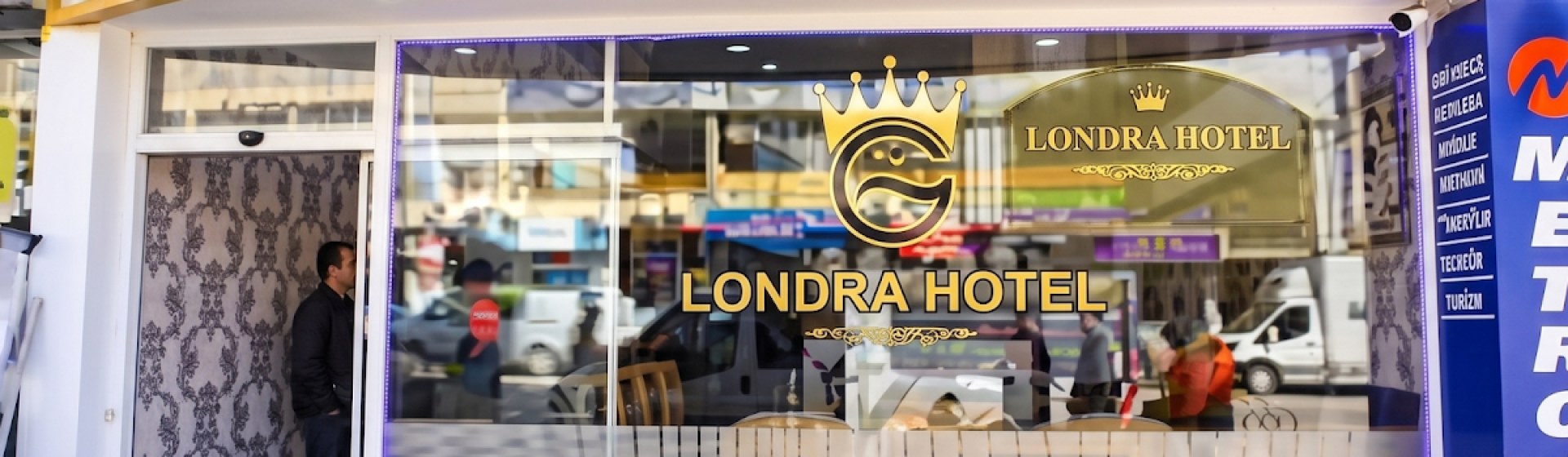 Van Londra Otel