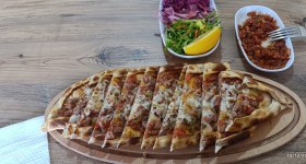 Kıbrıs Pide & lahmacun salonu