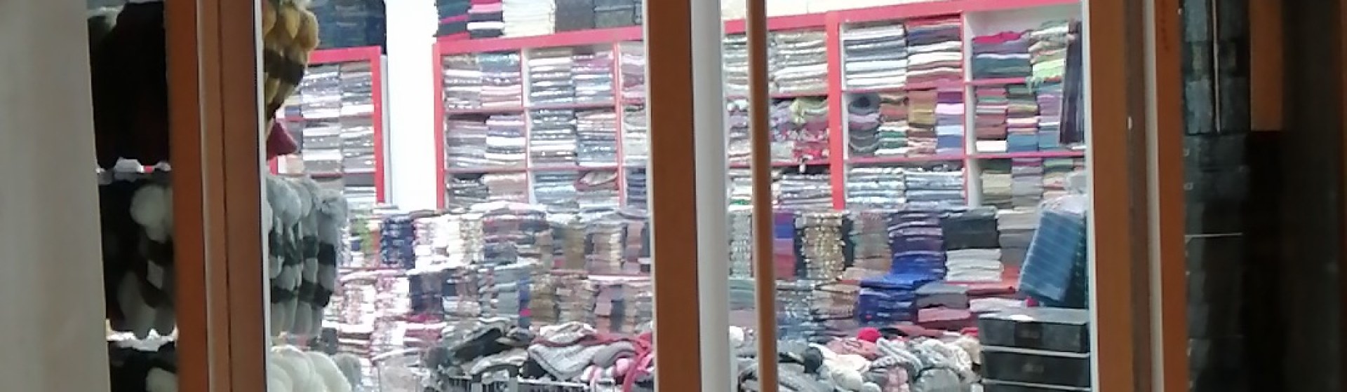 HANLAR TİCARET TOPTAN İÇ GİYİM VE ÇEYİZ