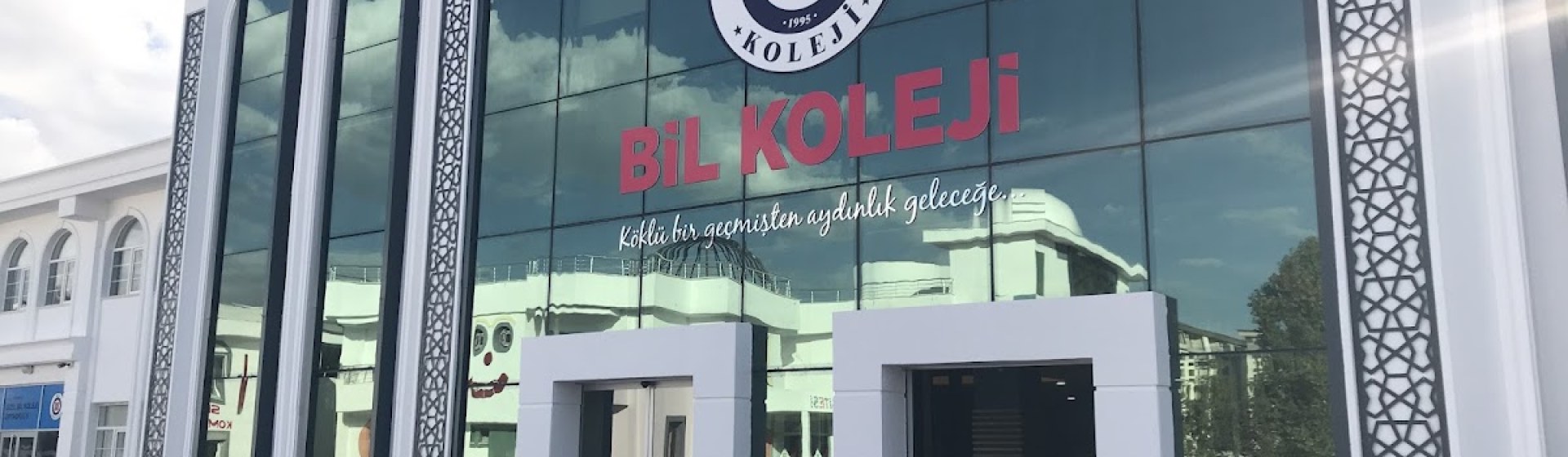 Bil Van Koleji